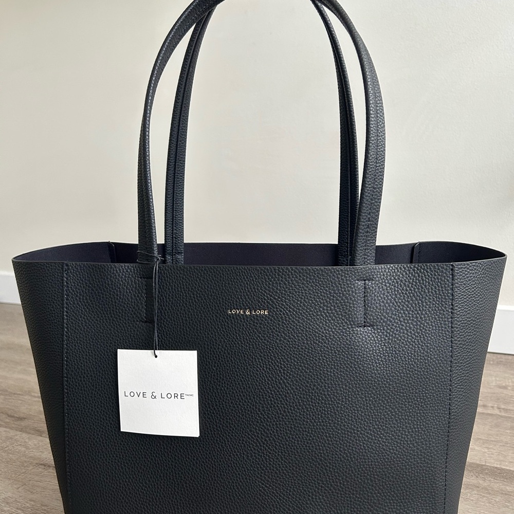 NWT Love & Lore tote